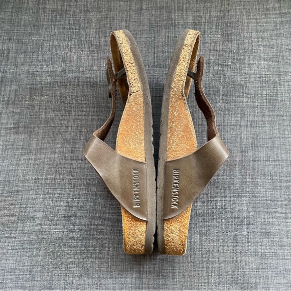 BIRKENSTOCK GIZEH SANDALS 38 - Picture 5 of 10